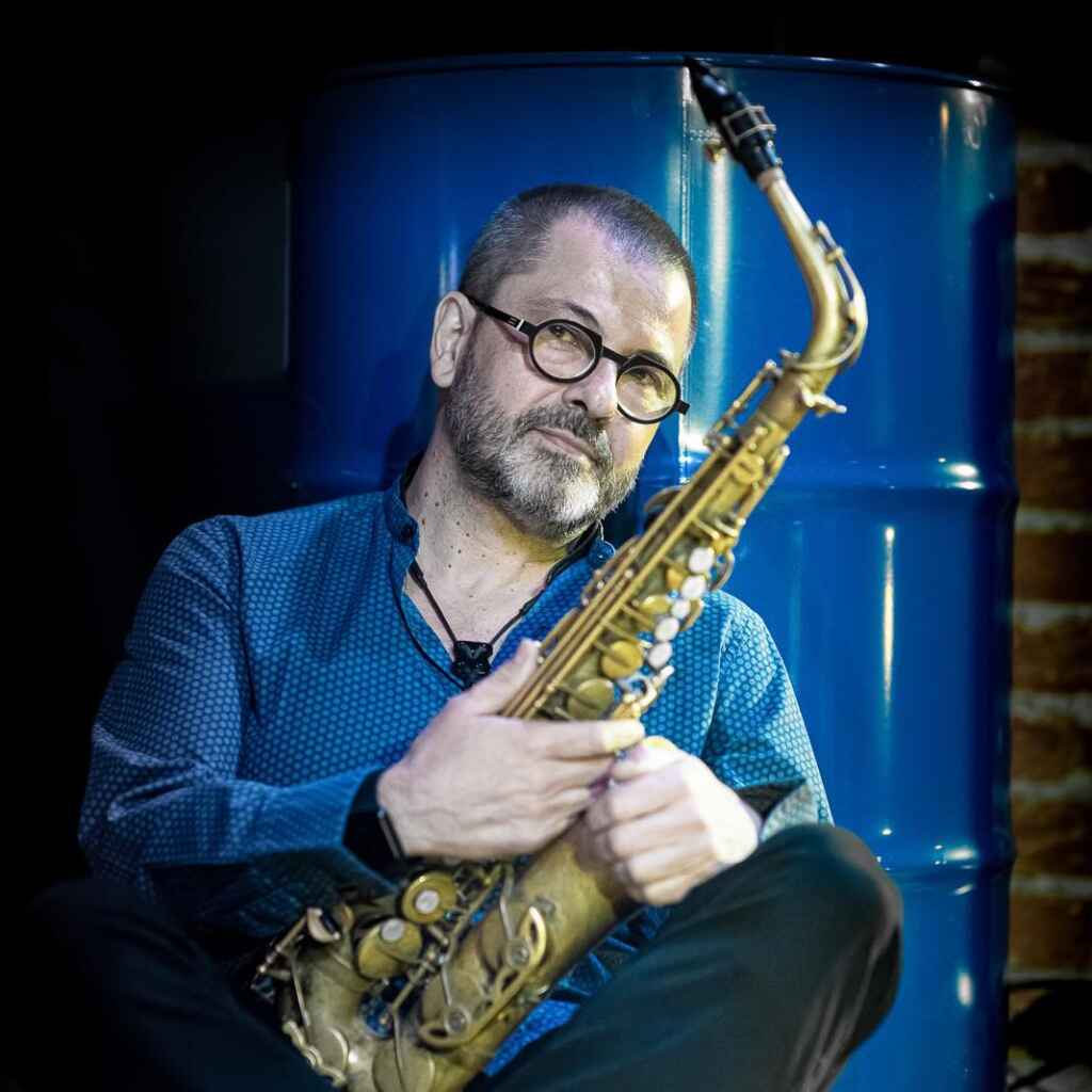 Atelier Musicale: Parker, Coleman e Coltrane, vent’anni di sassofono jazz  con il trio di Rosario Giuliani sabato 20 gennaio alla Camera del Lavoro di Milano